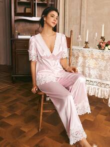 Côtesoire French Elegant Hollow Embroidery Lace Trim Patchwork Pearl Button Satin Women's Pajama Set - Pink - View 6