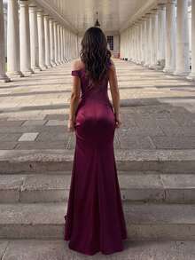 Aloruh Elegant Burgundy Metallic Glitter Satin Patchwork Asymmetric Shoulder Buckle Decor Fishtail Dress, Suitable For Weddings, Formal Events, Bridesmaid - Purple - View 3