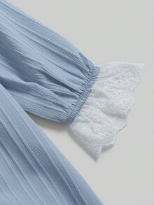 SHEIN 女童少女寬鬆休閒刺繡蕾絲飾邊拼接紫色紋理梭織長袖蝴蝶結家居服淺藍色復古優雅 - 淺藍色 - 查看 4