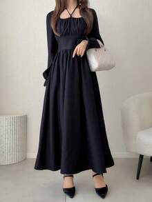 FRIFUL Gaun Maxi Panjang Wanita Model Korea Terbaru untuk Awal Musim Gugur, Model Halter Neck dengan Ikat Pinggang dan Detail Kerut, Warna Polos, Gaun Denim, Atasan yang Imut - Biru - View 5