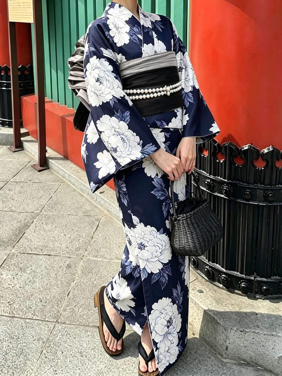 Irokai 日式傳統和服卡其色底牡丹花紋女款改良兩件式浴衣套裝 - 藍色 - 查看 1