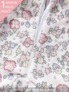 SHEIN 3件隨機發送 1件秋冬雙面抓絨新生兒連身衣，簡約時尚可愛紅色格紋愛心、白色粉色愛心、粉色花卉，長袖連帽抓絨居家服，新生兒最佳禮物 - 彩色 - 查看 4