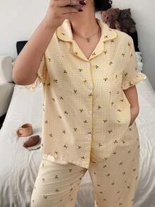 Napfluff CURVE Napfluff CURVE Plus Size Bubble Crinkle Plaid Lemon Print Button-Up Lapel Pajama Set - Yellow - View 5