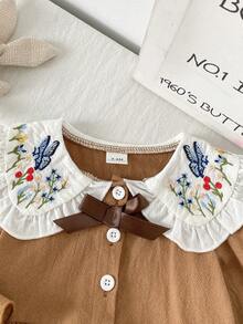 SHEIN Playful Pals 女嬰甜美娃娃刺繡領前扣蝴蝶結寬鬆下擺鬆緊腰直筒長褲長袖套裝 秋季 - 棕色 - 查看 5