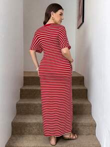 Easowa Curve 大尺碼女款紅白色圓領短袖開衩下擺休閒優雅連身裙 度假正式夏季款 - 紅白色 - 查看 2