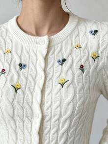 Flora Isola Flora Isola 女款秋冬新款休閒日常白色長袖花卉刺繡扭繩紋理針織開襟衫，適合通勤、辦公室、居家、約會穿著 - 白色 - 查看 7
