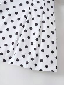 SHEIN 女嬰 Polo 領百褶細節波點洋裝，可愛俏皮波點設計，適合休閒日常穿著、外出與度假，夏季穿搭夏日洋裝 - 白色 - 查看 6