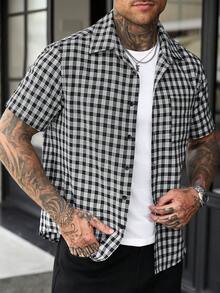 Manfinity CasualCool 男士格紋單排扣休閒通勤短袖襯衫 - 黑與白 - 查看 5