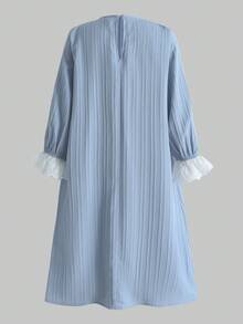SHEIN 女童少女寬鬆休閒刺繡蕾絲飾邊拼接紫色紋理梭織長袖蝴蝶結家居服淺藍色復古優雅 - 淺藍色 - 查看 2
