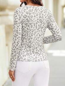 SHEIN Clasi Spring/Autumn Casual Leopard Print Slim Fit Long Sleeve T-Shirt - Multicolor - View 2
