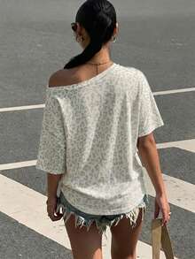 SHEIN EZwear Casual Minimalist All-Over Print Off Shoulder Loose Short Sleeve T-Shirt For Women,Summer Top - Multicolor - View 2