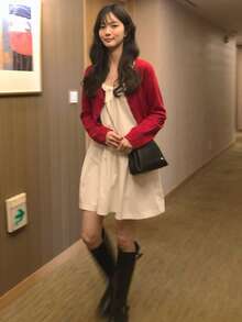 DAZY 女款素色寬鬆鏤空圓領長袖短版休閒度假針織開襟衫，春秋款 - 紅色 - 查看 7