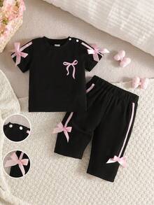 SHEIN 新生女嬰粉黑時尚套裝 短袖上衣附3D蝴蝶結 可愛套裝 0-9個月嬰兒適用 - 黑色 - 查看 5