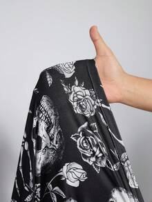 SHEIN CURVE+ 黑色哥德式骷髏花卉印花開衩下擺 2026 秋冬大尺碼 22W 女款萬聖節服裝 - 黑與白 - 查看 3