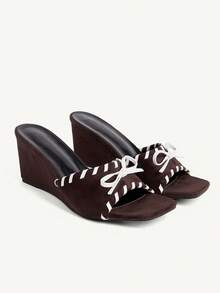 CUCCOO CHICEST Zapatos de mujer con contraste de color, borde fino, punta cuadrada, tacón inclinado, versátiles para ir al trabajo, de ante marrón, sandalias de plataforma con tacón inclinado para citas, actividades al aire libre y vacaciones - Marrón - Ver 1