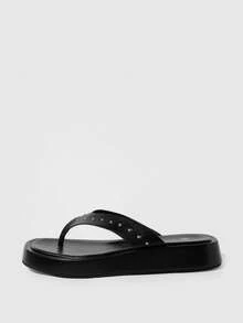 HighSole 鉚釘裝飾厚底涼鞋 寬鬆休閒舒適 海邊度假街拍風 - 黑色 - 查看 1