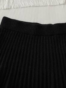 SHEIN Girls Khaki Striped Bow Knit Cardigan & Black Skirt Two Piece Set, Long Sleeve Fall Outfit, Sweet Academy Style, Back To School, Christmas Halloween - Khaki - View 3
