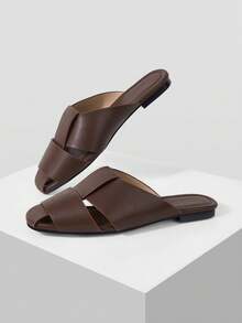 MOTF PREMIUM COFFEE BROWN LEATHER ROUND HEAD CASUAL SIMPLE COMMUTER WOMEN'S FLAT SHOES - Coffee Brown - View 4