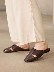MOTF PREMIUM COFFEE BROWN LEATHER ROUND HEAD CASUAL SIMPLE COMMUTER WOMEN'S FLAT SHOES - Coffee Brown - View 7