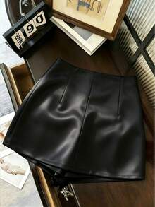 SHEIN Franclia 女款鈕扣休閒百搭日常穿搭短褲 - 黑色 - 查看 2