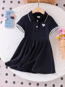 Elladie kids 女童翻领爱心印花Polo衫连衣裙，藏蓝色短袖针织收腰连衣裙，学院风可爱夏日连衣裙 - 寶藍色 - 查看 3