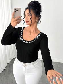 Elenzga Plus Size Women's Autumn/Winter Fuzzy Ribbed Black Slim Fit Waist-Flattering Long Sleeve Top, Elegant Neckline With Pearl Decoration, Suitable For Autumn/Winter Layering T-Shirt, Women's Casual Top, Women's Commute , Women's Fashion - Black - View 5