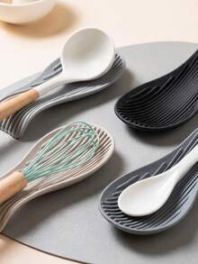 Haus Hana 1Pc/2Pcs Curved Spoon Rest Pad, Soft Thick Silicone Material, Striped Embossed Surface Texture, Heat-Resistant Anti-Slip Design With Liquid Drainage, Keeps Kitchen Counter Tidy, Placed Beside Stoves, For Home Cooks Daily Cooking And Food Prep Use - Multicolor - View 3