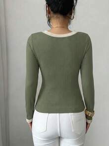 Selianne Kaos Wanita Elegan Hijau Sage untuk Sekolah, Kasual Komuter dan Acara Musim Semi & Gugur, Ribbed Colorblock, Leher Bulat Kecil, Slim Fit Pinggang, Lengan Panjang - Hijau - View 2
