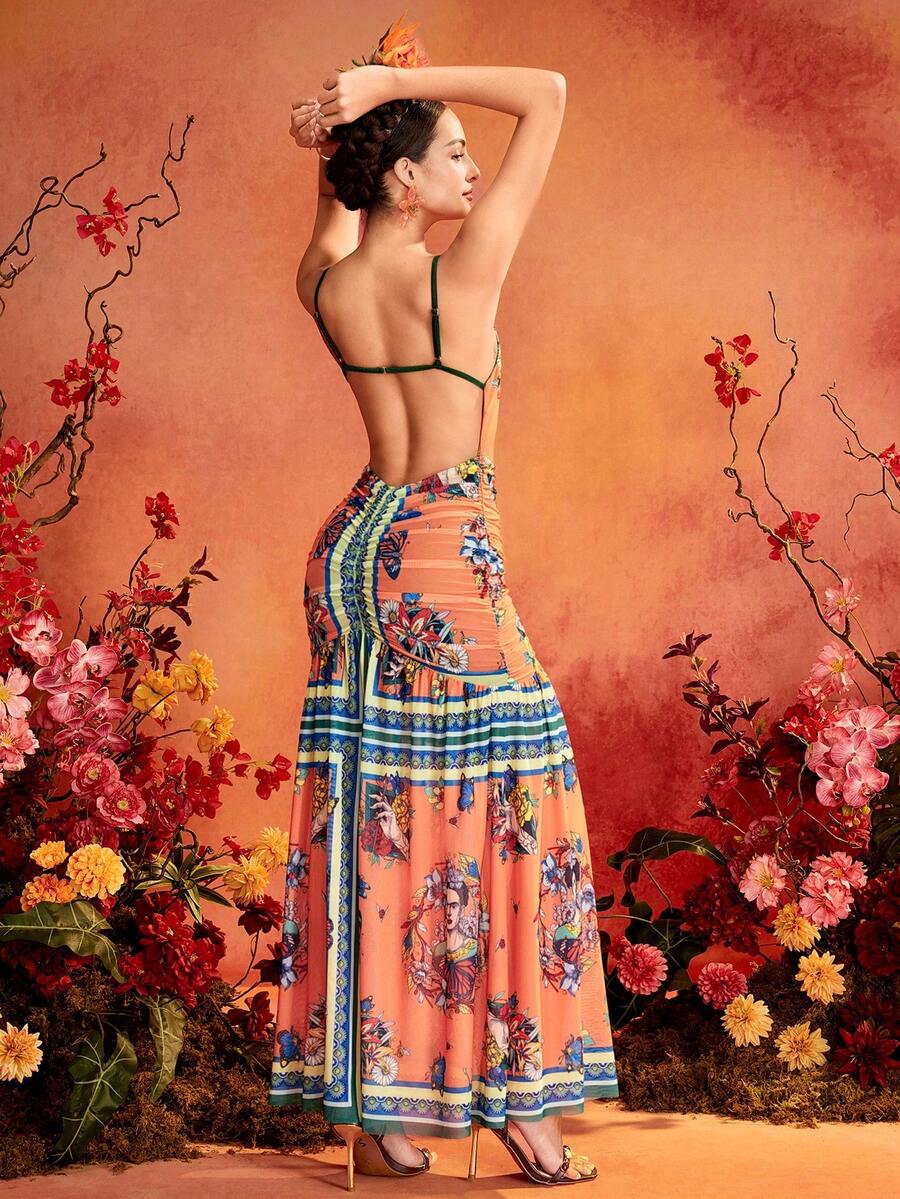 Glamance Frida Kahlo X SHEIN 橘色人像花卉印花鏤空細肩帶抓皺洋裝，優雅成熟休閒性感，適合外出、工作、辦公室、日常、聚會、派對、生日、度假、中東旅行、海灘、泳裝、夜晚出遊、波希米亞夏日 - 橘色 - 查看 1