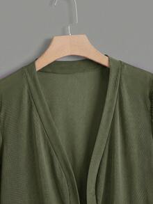 SHEIN Clasi 大尺碼花瓣袖前開襟短版夾克 - 軍綠色 - 查看 4