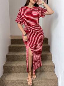 Easowa Curve 大尺碼女款紅白色圓領短袖開衩下擺休閒優雅連身裙 度假正式夏季款 - 紅白色 - 查看 4