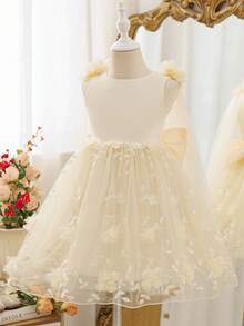 SHEIN Glamorique Kids 優雅香檳色花童禮服，無袖3D花卉刺繡公主長裙，附長款網紗披肩，適用婚禮、生日派對，秋冬款 - 香檳色 - 查看 7