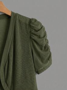 SHEIN Clasi 大尺碼花瓣袖前開襟短版夾克 - 軍綠色 - 查看 3