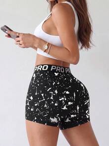 Dewbera Dewbera All-Over Print Slant Pocket Tight Fit Summer Sports Shorts - Multicolor - View 4