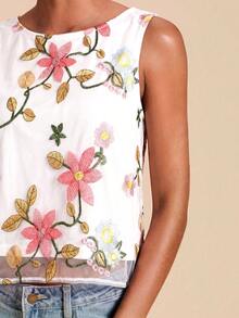Travachic 刺繡透視網紗無袖女款上衣 - 白色 - 查看 6