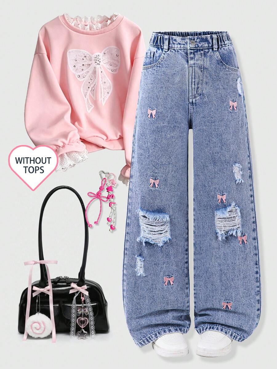 SHEIN 少女破洞牛仔裤，四季皆宜，甜美Y2K风格，复古水洗浅蓝色牛仔布，松紧腰带，粉色蝴蝶结刺绣，宽松阔腿直筒版型，做旧流苏细节，适合返校和日常出行。