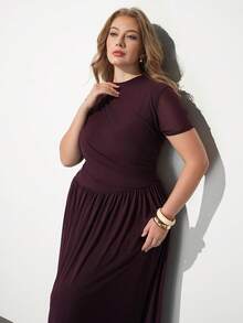 Maija Plus Size Women's Solid Color Short Sleeve Pleated Hem Elegant Dress - Red Violet - View 4