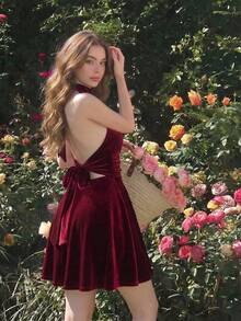 SHEIN MOD 女款純色百褶性感約會派對迷你洋裝 - 酒紅色 - 查看 1