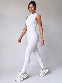 Dewbera Dewbera Women's White Sleeveless Athleisure Jumpsuit,Sexy Open-Back, Front-Zip Tight-Fitting Jumpsuit - Multicolor - View 1