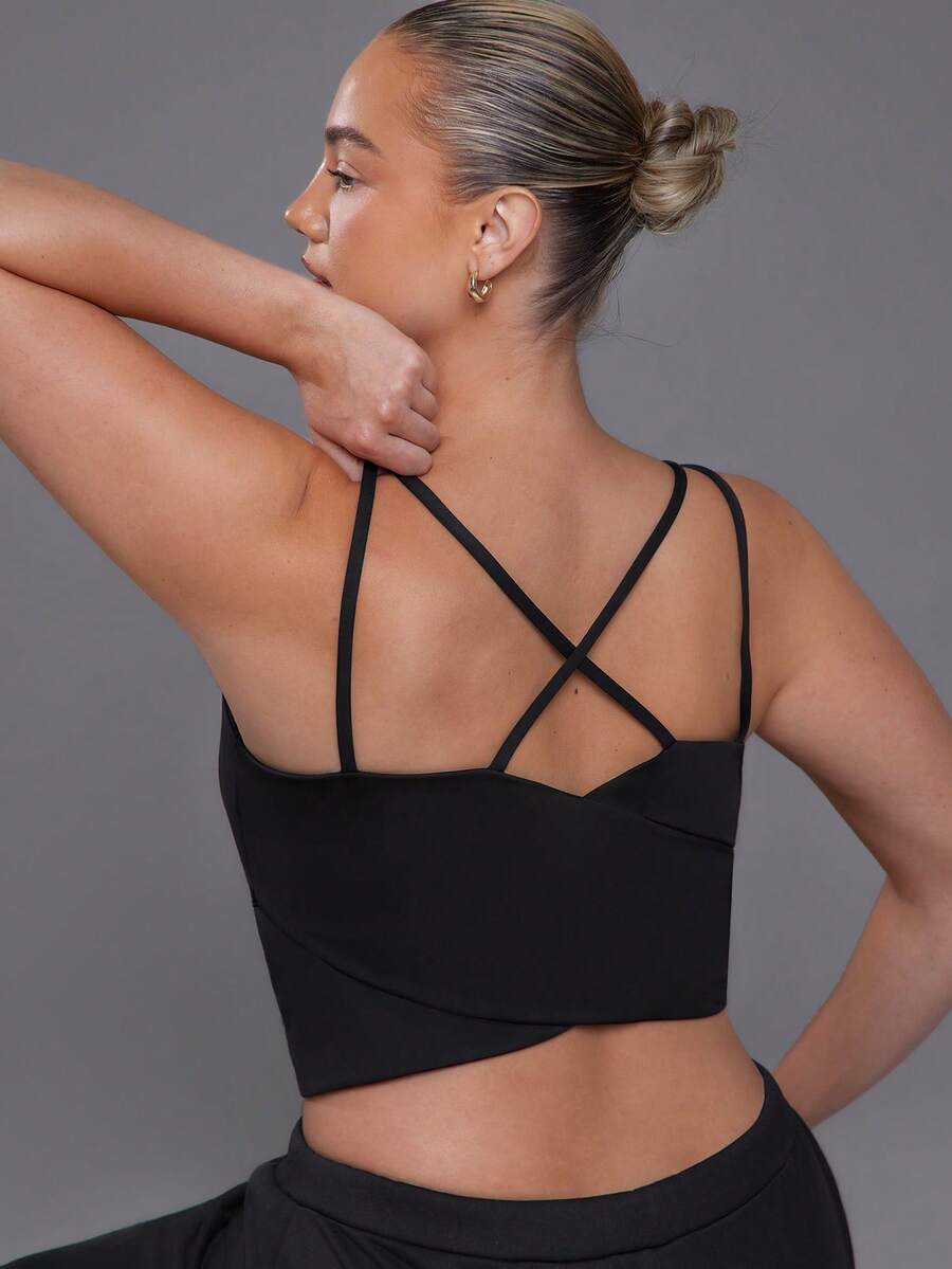 Voyena Plus Size Women Solid Color Casual Daily Wear Sports Camisole Tank Top - Black - View 1