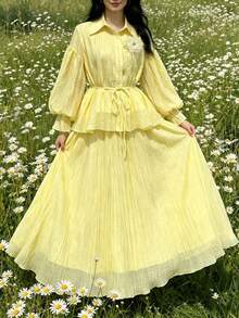 Modelyn 優雅鄉村風 Cottagecore 淺黃色 3D 花朵繫腰燈籠袖上衣 彈性腰寬鬆裙 2件套，女款野餐度假夏季穿搭 - 黃色 - 查看 5