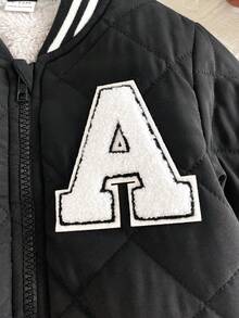 SHEIN Souflis 男嬰冬季夾克，白色厚實 A 字領毛巾刺繡拼接款，黑灰色毛絨菱格紋絎縫外套，平織對比羅紋領，保暖舒適，適合休閒、日常、街頭風 - 黑色 - 查看 4