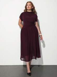 Maija Plus Size Women's Solid Color Short Sleeve Pleated Hem Elegant Dress - Red Violet - View 8