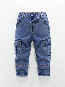 SHEIN Genkimix Kids 男童淺藍色丹寧工裝褲，冬季休閒日常穿著，彈性腰頭附可調抽繩，大口袋，寬鬆直筒版型 - 中等水洗藍 - 查看 4