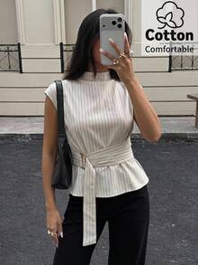Aloruh 卡其色短袖襯衫 優雅商務通勤 極簡老錢風 溫婉辦公室女上衣 - 淺灰色 - 查看 2