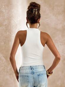 SHEIN BAE Body asimmetrico senza maniche con taglio, body aderente da donna, adatto per primavera/estate - Bianco - Visualizzare 2
