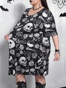 SHEIN CURVE+ 黑色哥德式骷髏花卉印花開衩下擺 2026 秋冬大尺碼 22W 女款萬聖節服裝 - 黑與白 - 查看 4