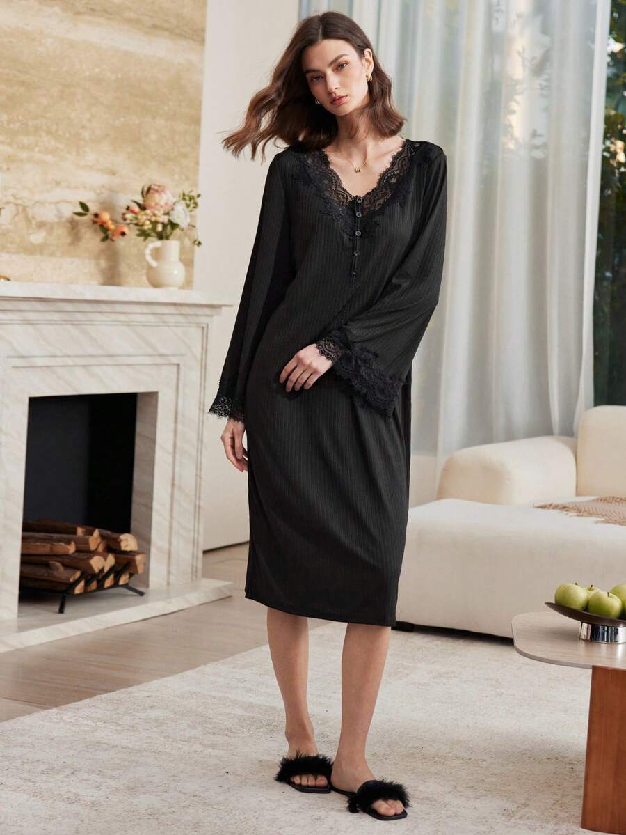 Moireta French Elegant Romantic Lace Patchwork V-Neck Camisole Nightgown For Women - Black - View 1
