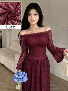 Modelyn Vestido Longo Feminino com Ombros à Mostra em Renda Cor Vinho Tinto. Vestido Longo com Ombros à Mostra em Renda Xadrez, Adequado para Eventos Formais ou Encontros. Elegante para o Outono. - Vinho - Visão 8