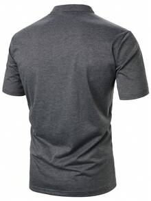 Manfinity Homme 男士字母印花短袖休閒通勤 Polo 衫 - 深灰色 - 查看 2